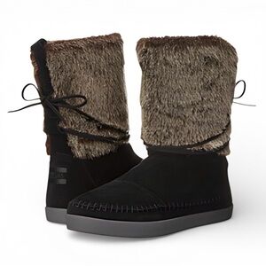 TOMS Nepal Black Suede Faux Fur Moccasin Boot Size 10